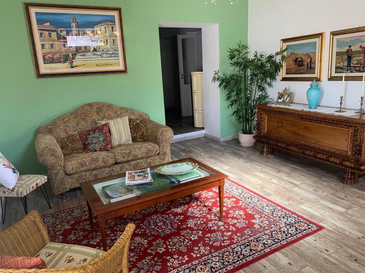 Casa Caterina In Centro Apartment Sindia ภายนอก รูปภาพ