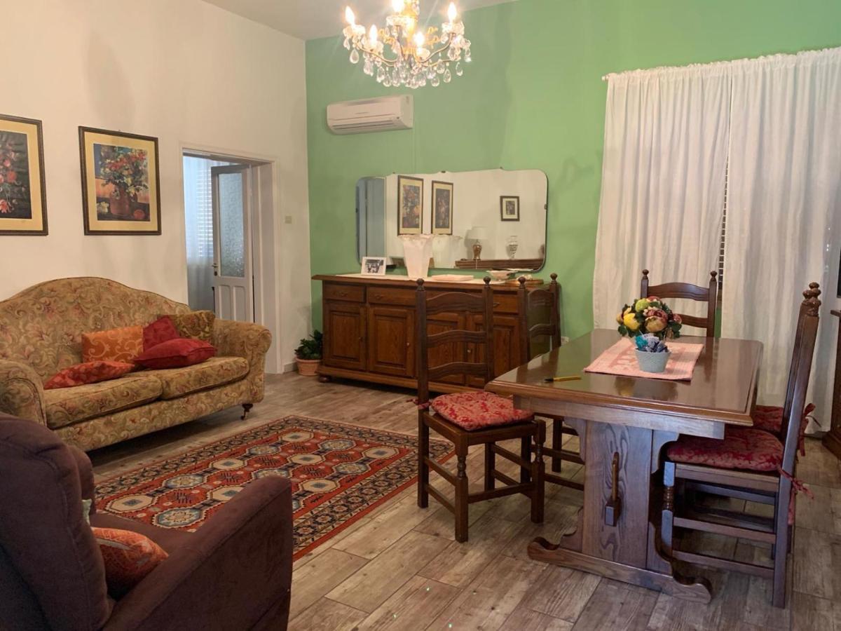 Casa Caterina In Centro Apartment Sindia ภายนอก รูปภาพ